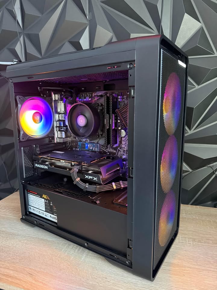 CoreNext RGB RX6600