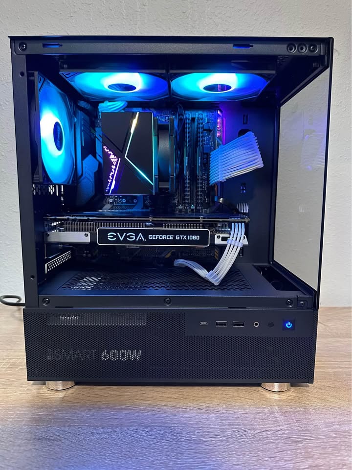 CoreNext TUF GTX1080 photo 2