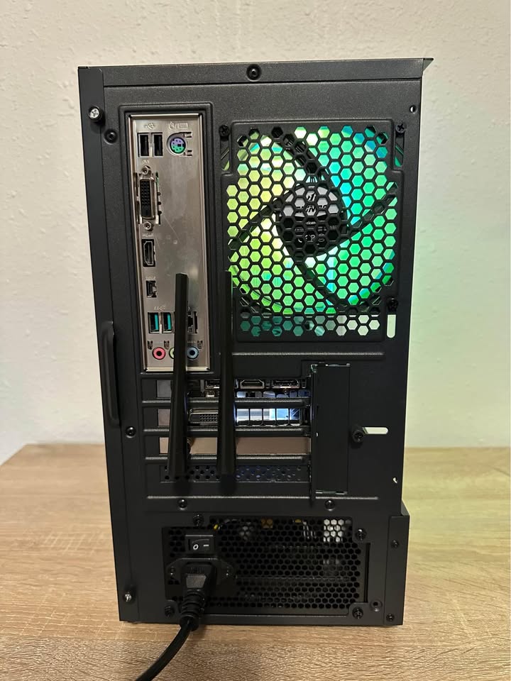 CoreNext TUF GTX1080 photo 7