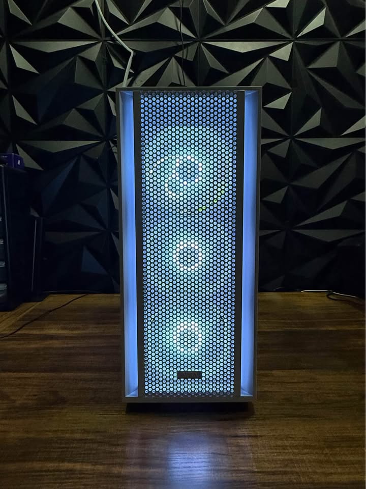 CoreNext White GTX1070 photo 8